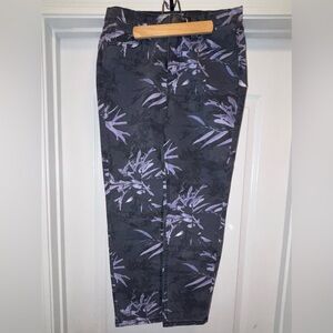 Free People Women’s Skinny Jeans W30 Purple Floral Print Stretch Denim.